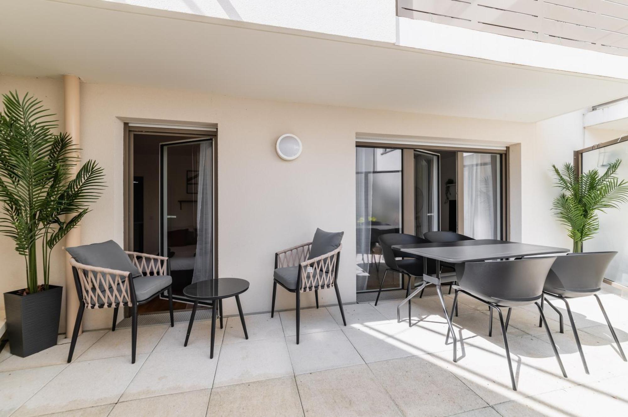 Appartement Cosy Avec Terrasse Aux Portes De Paris วีลุชวีฟ ภายนอก รูปภาพ